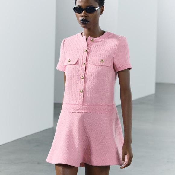 BLOGGERS FAV ZARA TEXTURED WEAVE STRUCTURED DRESS - Picture 3 of 6